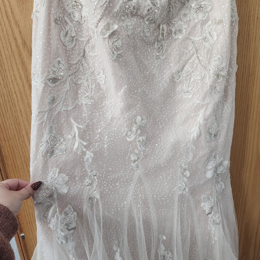 Galina Wedding Dress - Picture 6 of 12